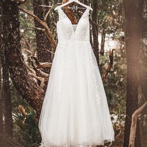 Size 12 Boho Wedding Dress